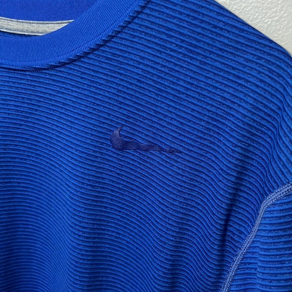 Nike Dri-Fit Tee Men’s L - Picture 3 of 5